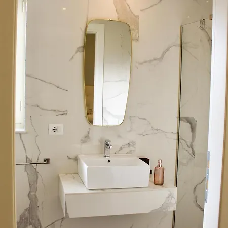 Dimora San Gregorio Luxury 招待所