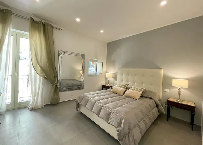 Konukevi Dimora San Gregorio Luxury 4*